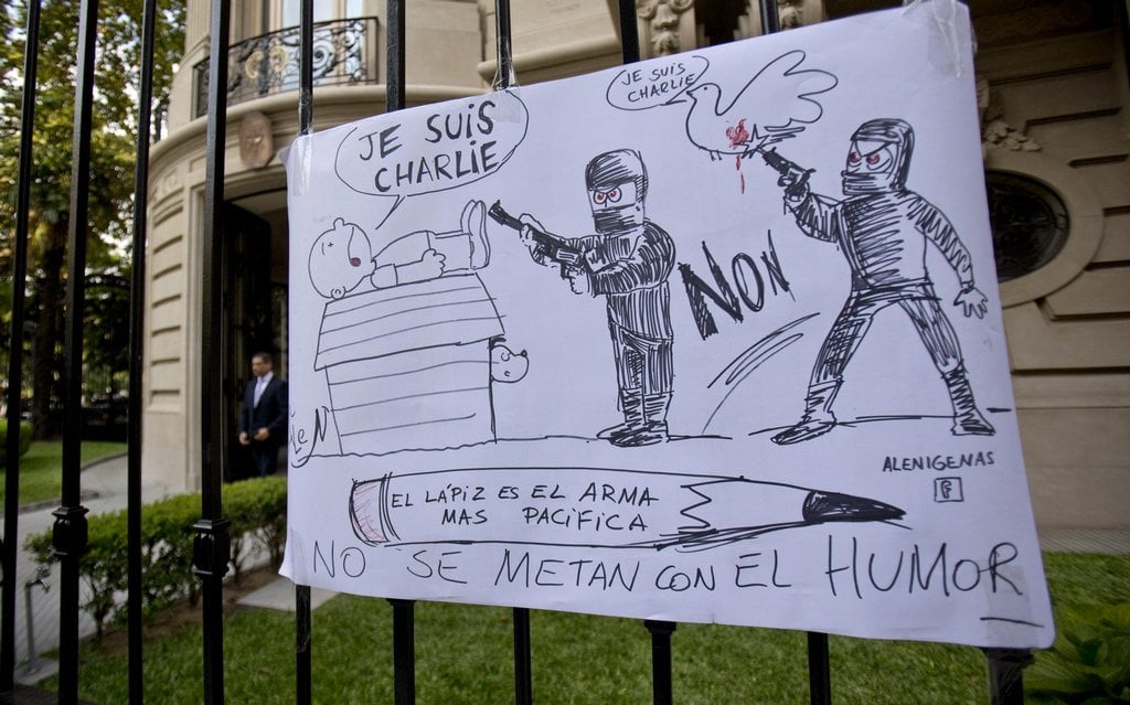 2011-07-stc599elba-v-tc3bddenc3adku-charlie-hebdo-si-vyc5bec3a1d