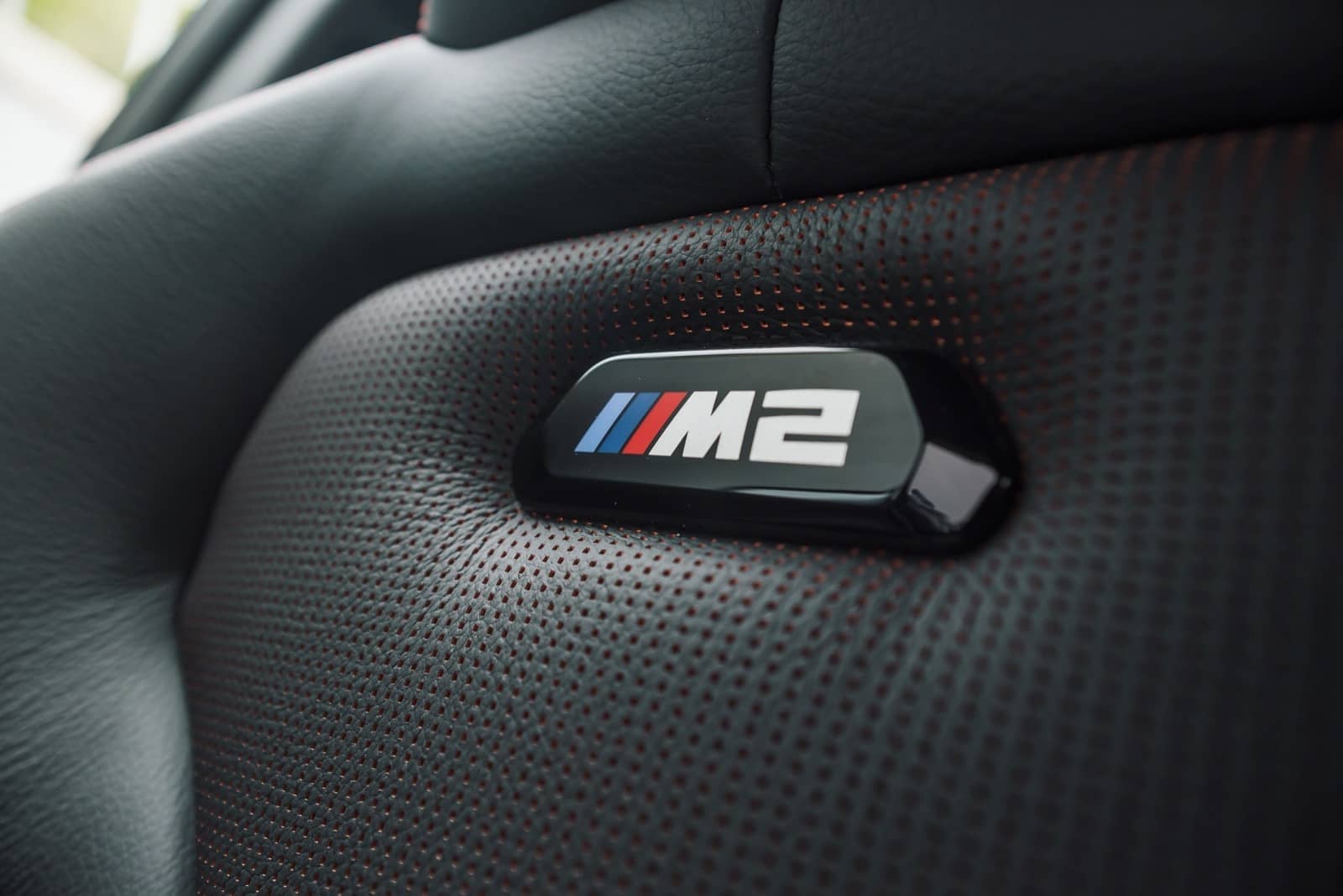 2019-11-Audi-TT-RS-vs-BMW-M2-vs-Nissan-370Z-00009.jpg