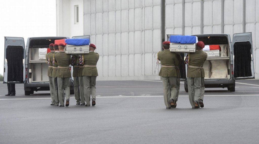 2019-07-pc599c3adlet-padlc3bdch-c48deskc3bdch-vojc3a1kc5af-do-vl