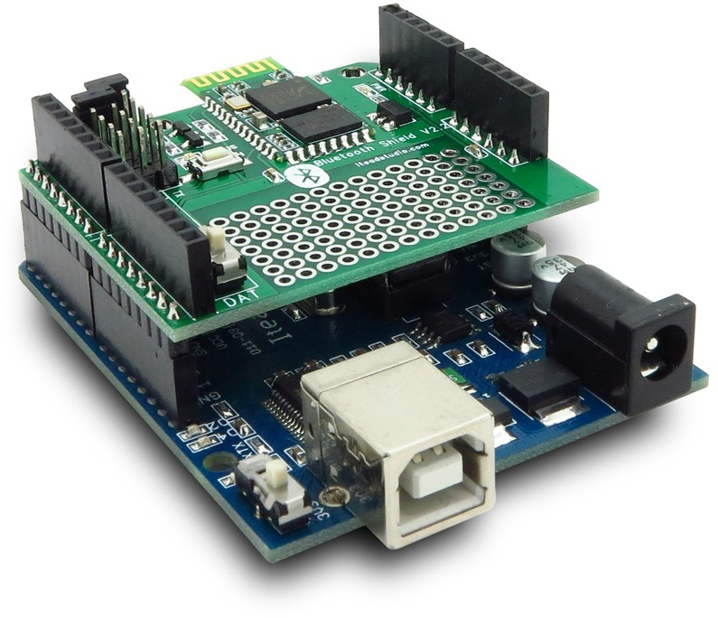 Pokud už obdarovaný Arduino vlastní, můžete mu koupit nějaký pěkný shield, kterým ho může obléknout. Třeba Bluetooth se hodí k rozšíření komunikačních schopností.
