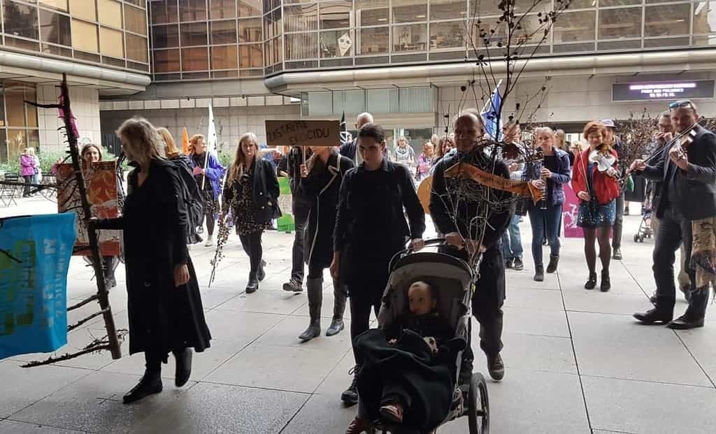 2018-04-extinction-rebellion-v-c48dr-4.jpg