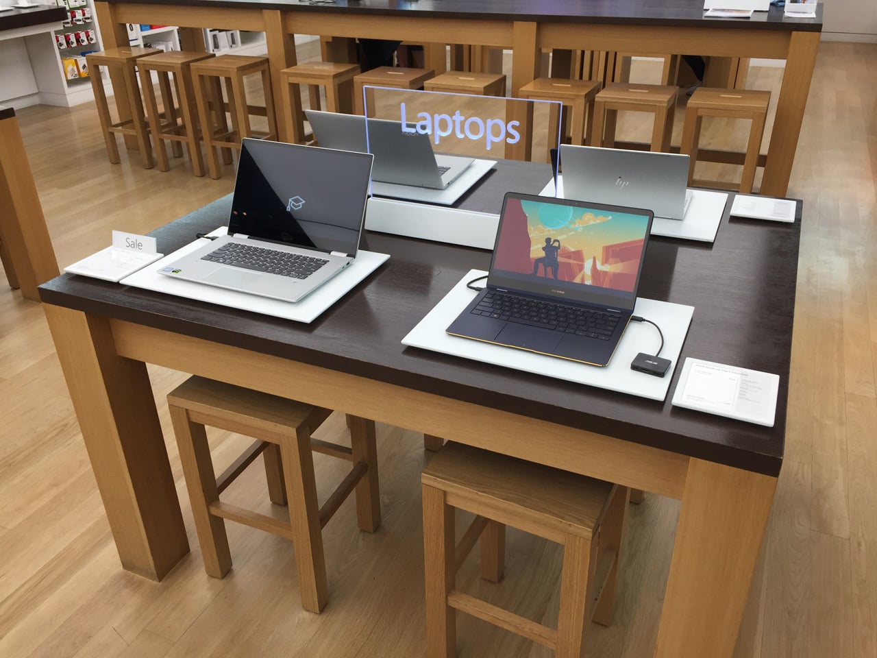 Jak vypadá obchod Microsoft Store v Las Vegas