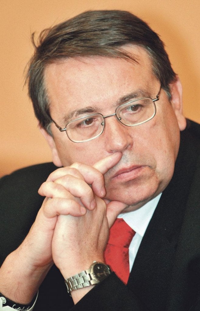 2013-06-kandidc3a1ti-na-hejtmana-krc3a1lovc3a9hradeckc3a9ho-kraj