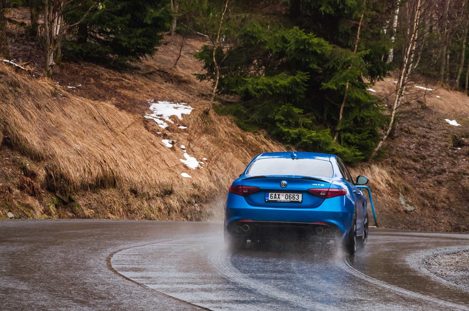 2019-03-giulia-qv-vs-stelvio-qv-78.jpg