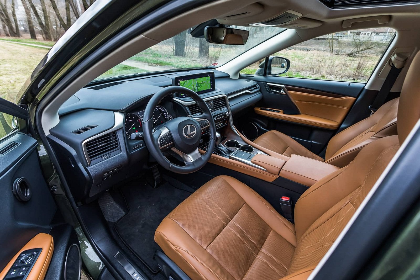 2020-04-lexus-rx-450h-7.jpg