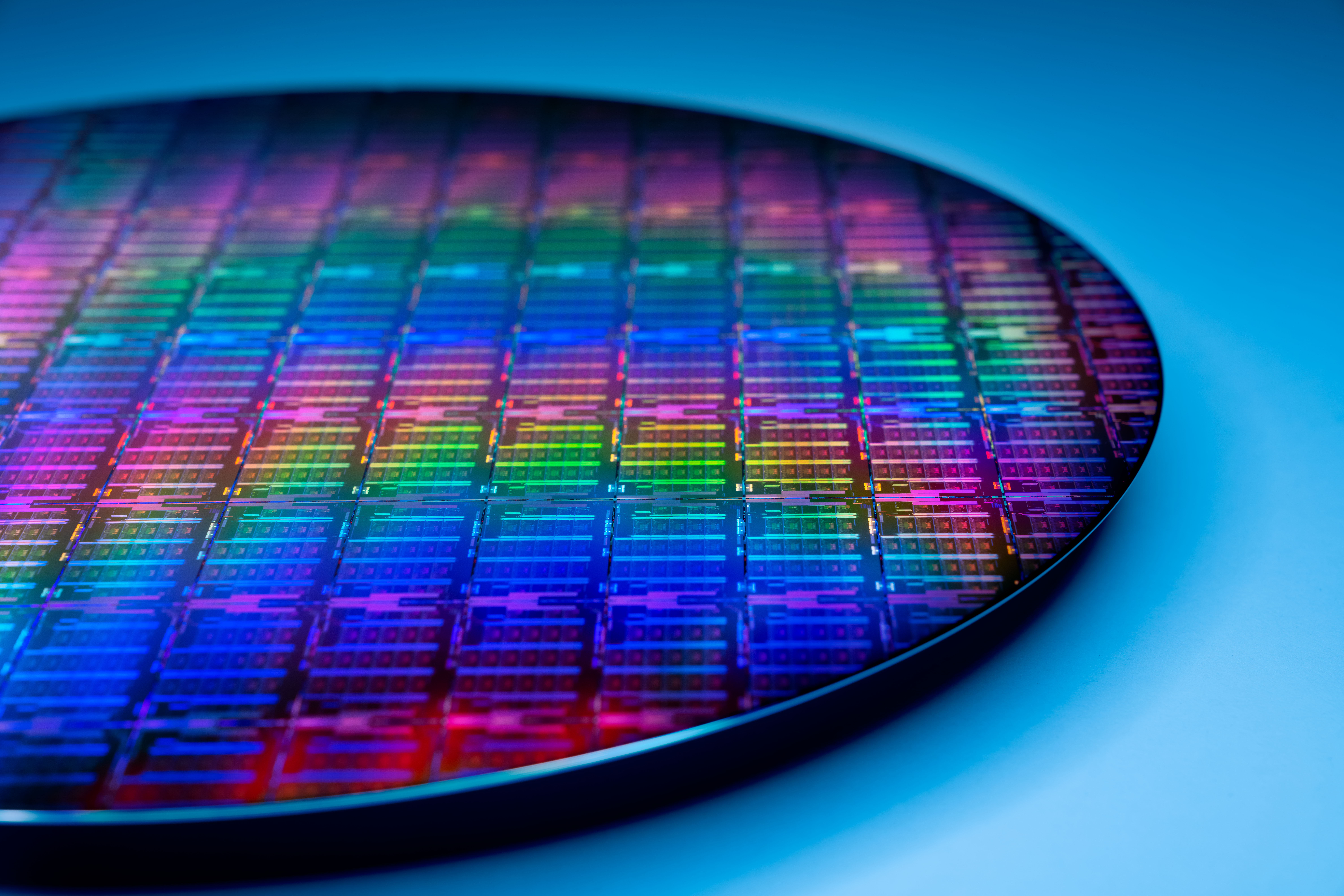 Wafer s 10nm serverovými procesory Intel Xeon Ice Lake-SP. Podle fotky mají 40 jader
