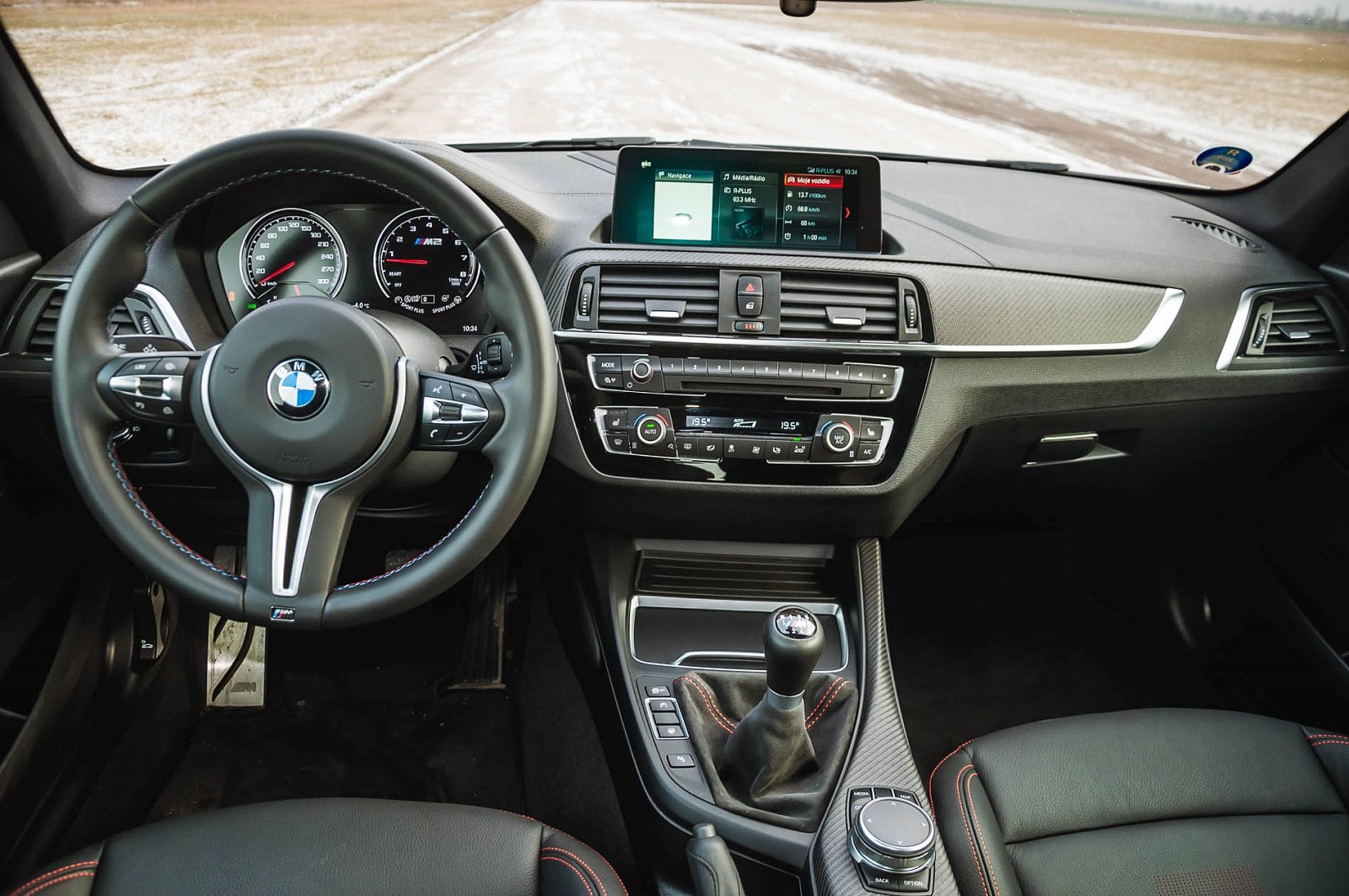2019-02-bmw-m2-competition-36.jpg