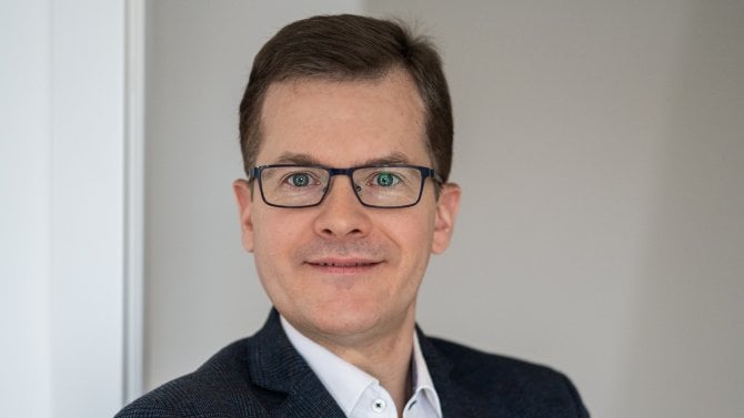Novým generálním ředitelem Bezvavlasy.cz se stává Nicolas Eich