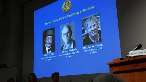 Náhledový obrázek - Nobelovu cenu za lékařství má trojice Američanů. Zabývají se biologickými rytmy