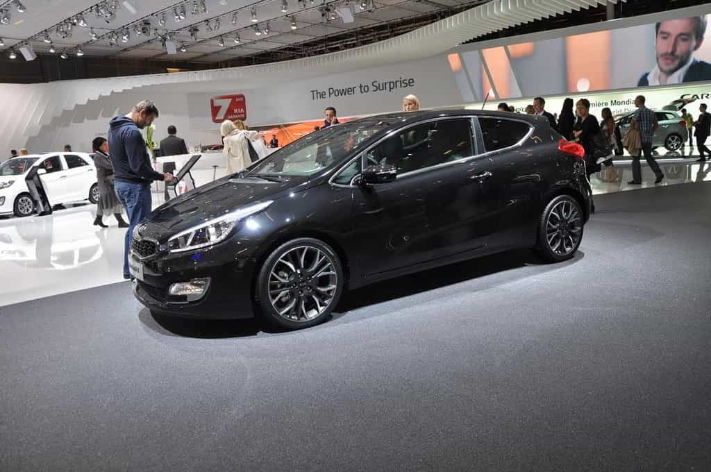 2019-06-kia-versus-hyundai-1.jpg