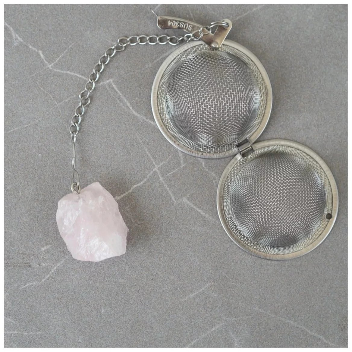 Čajítko s křišťálem