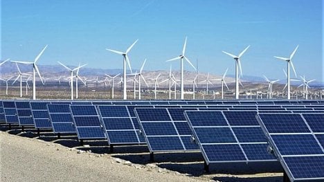 Náhledový obrázek - Studie: Solární a větrné elektrárny mohou pomoci v boji proti suchu