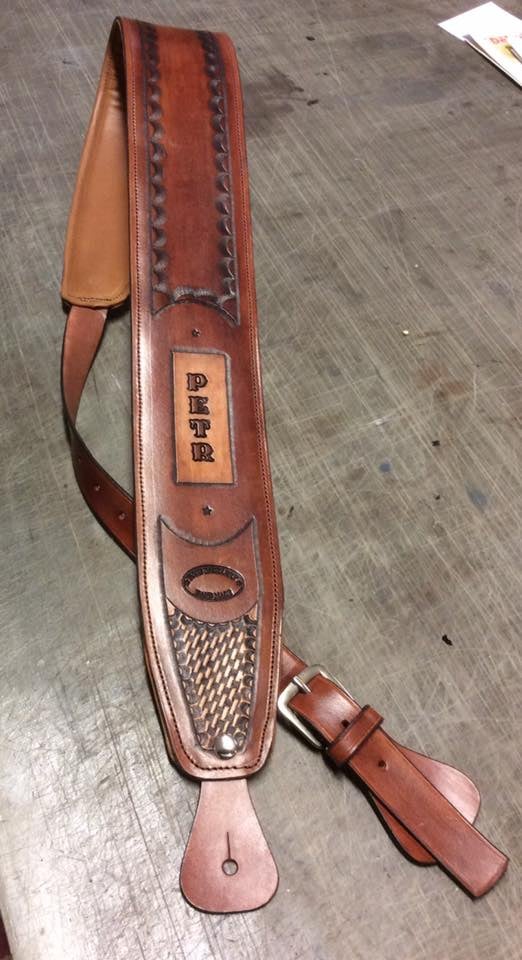 Výrobky sedláře Jana Hnátka a jeho kurzistů