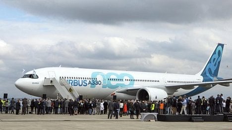 Náhledový obrázek - Korupční aféra Airbusu se týká i USA. Zisk společnosti klesl