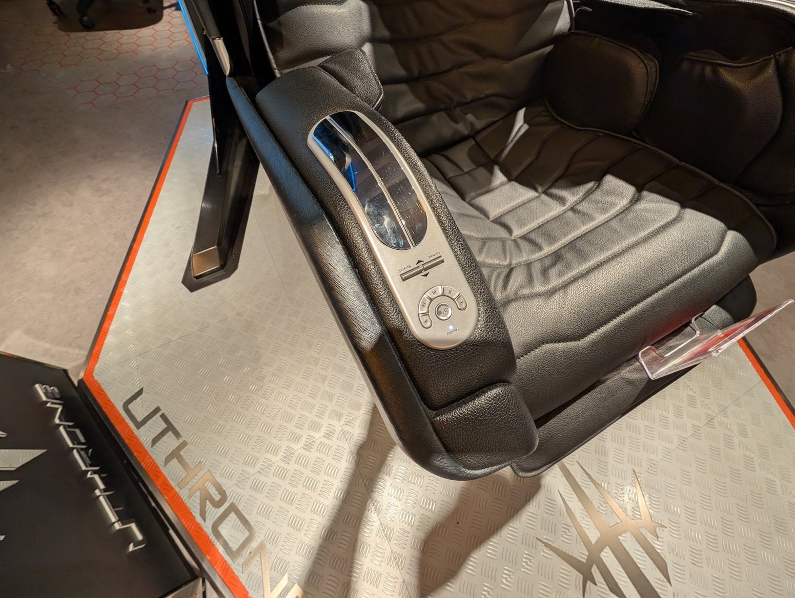 Herní křeslo (trůn) OSIM Game Throne