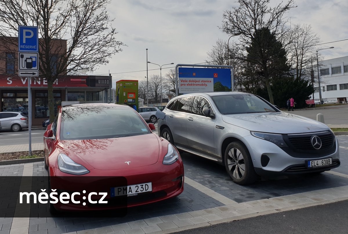 ČEZ dočasně zlevnil dobíjení elektromobilů. Sleva je jen na ultrarychlé dobíjení a jen pro jejich zákazníky