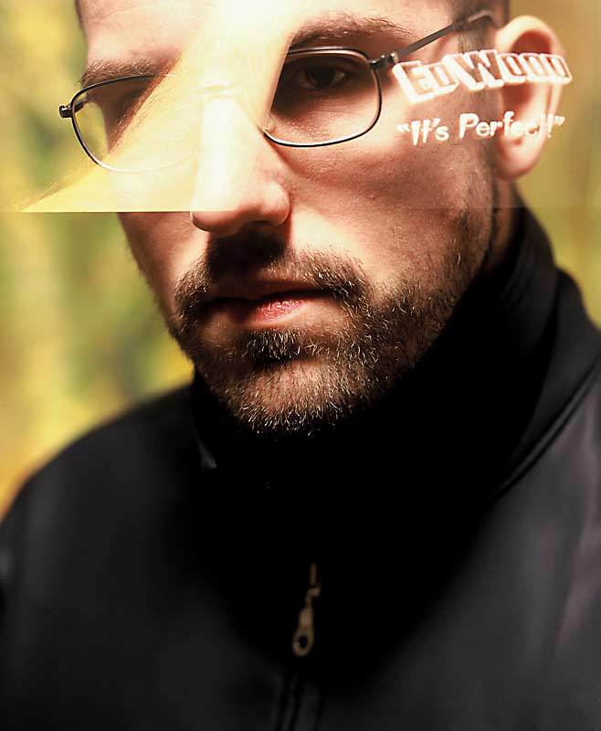 "S tím to bylo zajímavé. Došlo k tomu, že se nám špatně přetáčel film, takže vznikla takováto dvojexpozice. Ten snímek nebyl záměr, byla to náhoda."