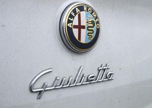 2011-08-alfa-romeo-giulietta-1-4t-multiair-novc3a1-giulietta-je-