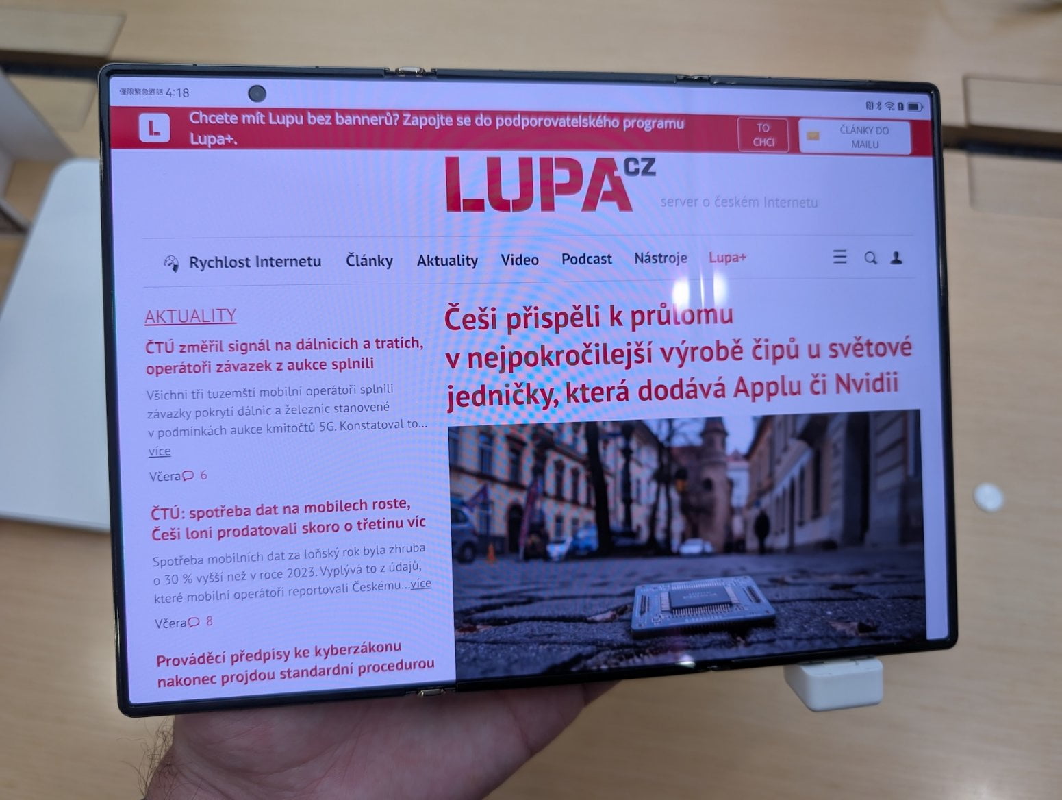 Chytrý telefon Huawei Mate XT Ultimate