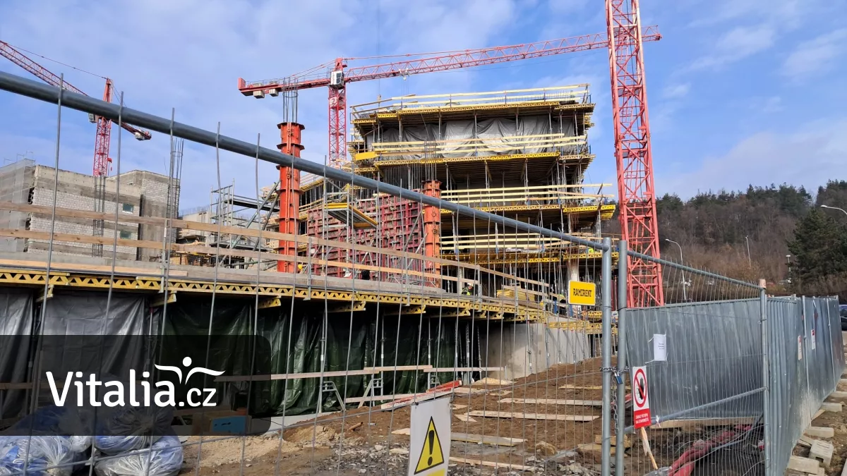 Motolská nemocnice může kvůli úplatkům přijít o peníze od státu, EU i nadace Kellnerových