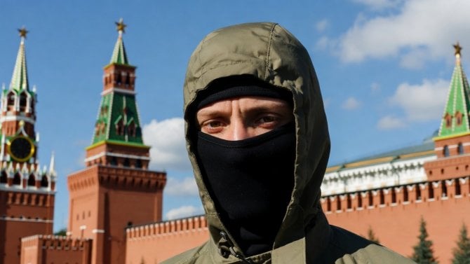 České bezpečnostní složky spolu s FBI či NSA vydaly varování o ruských kyber aktivistech