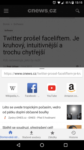 Lištu lze povytáhnout