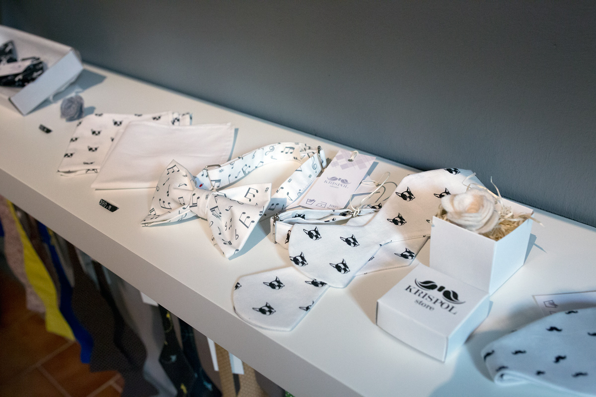 Krispol Store, první české motýlky. Showroom Mánesova 58, Praha.