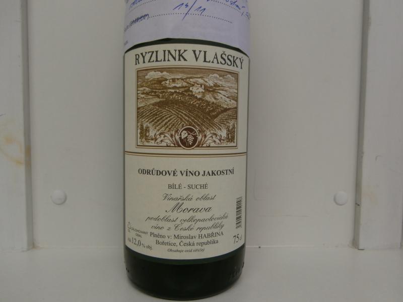 Ryzlink vlašský: Ve víně byl zjištěn etanol z přidaného cukru. Do vína byla přidána voda.