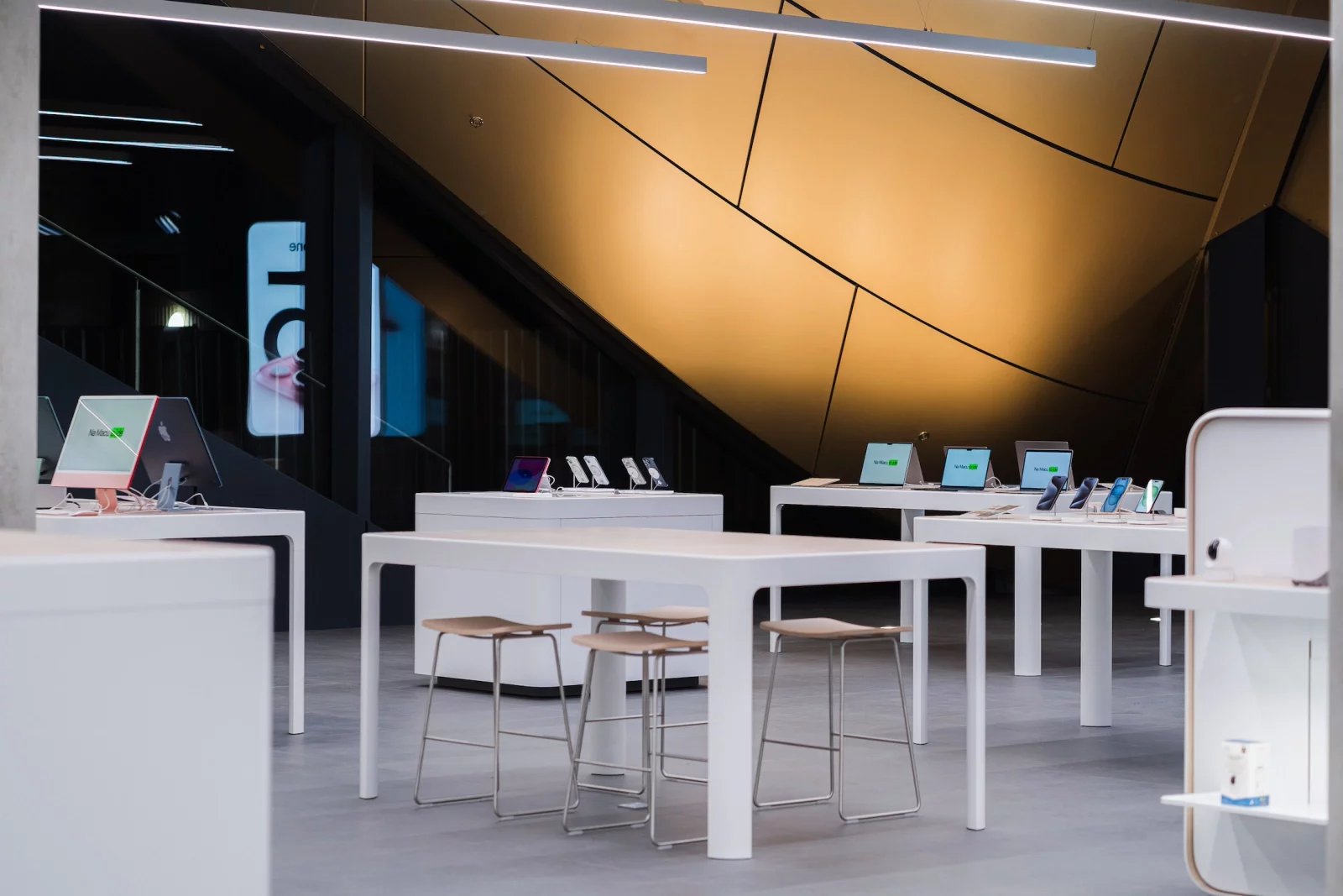 iStyle otevřel prémiovou prodejnu Apple Premium Partner v projek