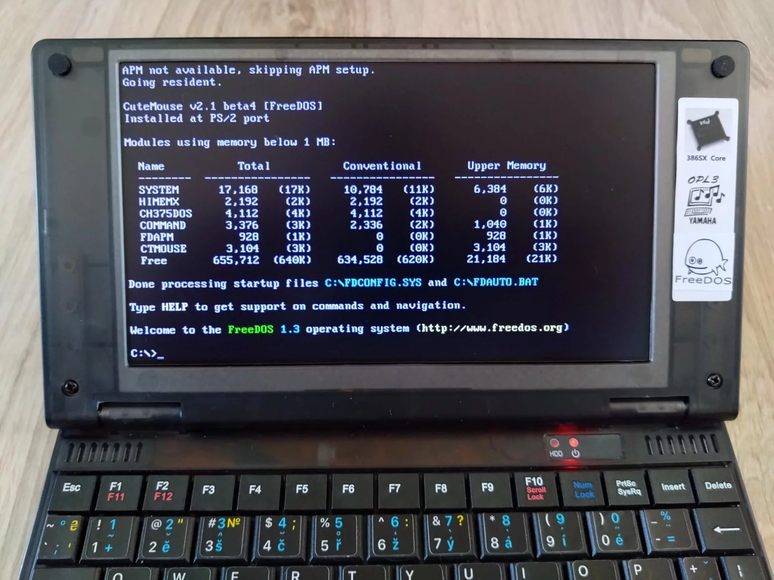 Nabootovaný Pocket 386 a BIOS