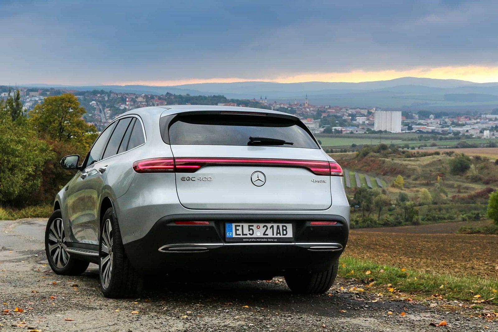 2019-10-Mercedes-Benz-EQC-400-4Matic-11-1.jpg