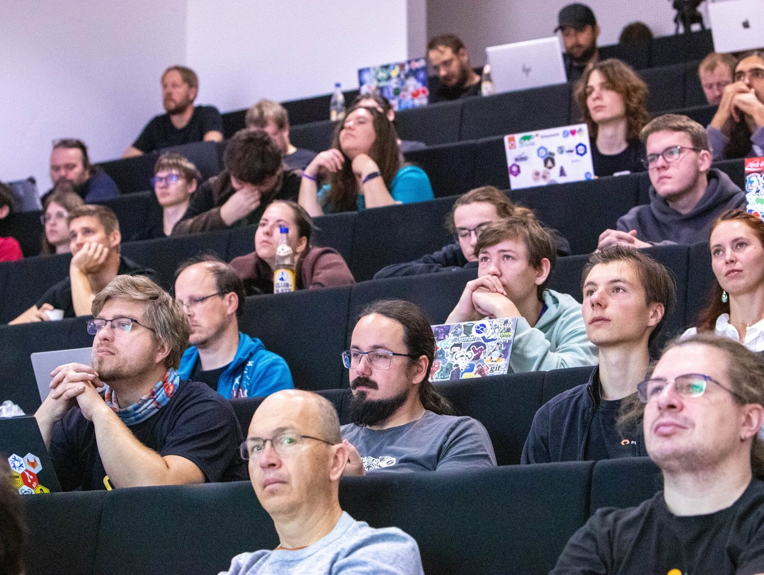 LinuxDays 2026 neděle
