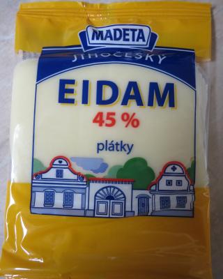 MADETA JIHOČESKÝ EIDAM 45% plátky. Kategorie: Nebezpečné potraviny. Nevyhovující parametr: plísně okem viditelné. Na sýru byly patrné plísně viditelné prostým okem. Při kontrole nebyly zjištěny nevyhovující teploty skladování výrobku. Výrobek neměl prošlé datum minimální trvanlivosti. Výrobce: MADETA a.s., České Budějovice. Místo kontroly: BILLA, spol. s r. o., Praha