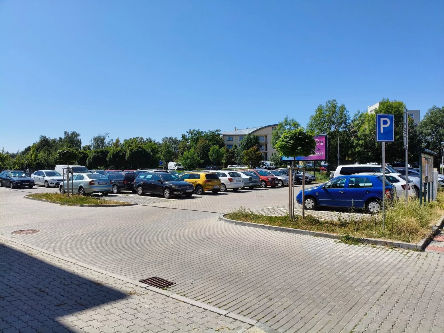 Hlavní 50Mpx fotoaparát