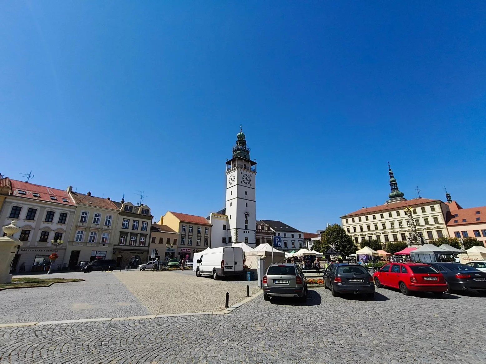 Ultraširokoúhlý 8Mpx fotoaparát