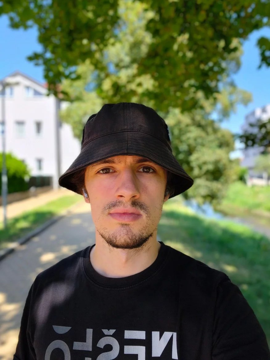 Selfie fotoaparát s portrétním režimem