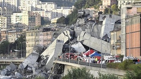 Náhledový obrázek - Počet mrtvých po pádu mostu v Janově stoupl na 42