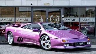 Náhledový obrázek - Lamborghini, které si zahrálo v klipu Cosmic Girl od Jamiroquai, může být vaše za 16 milionů