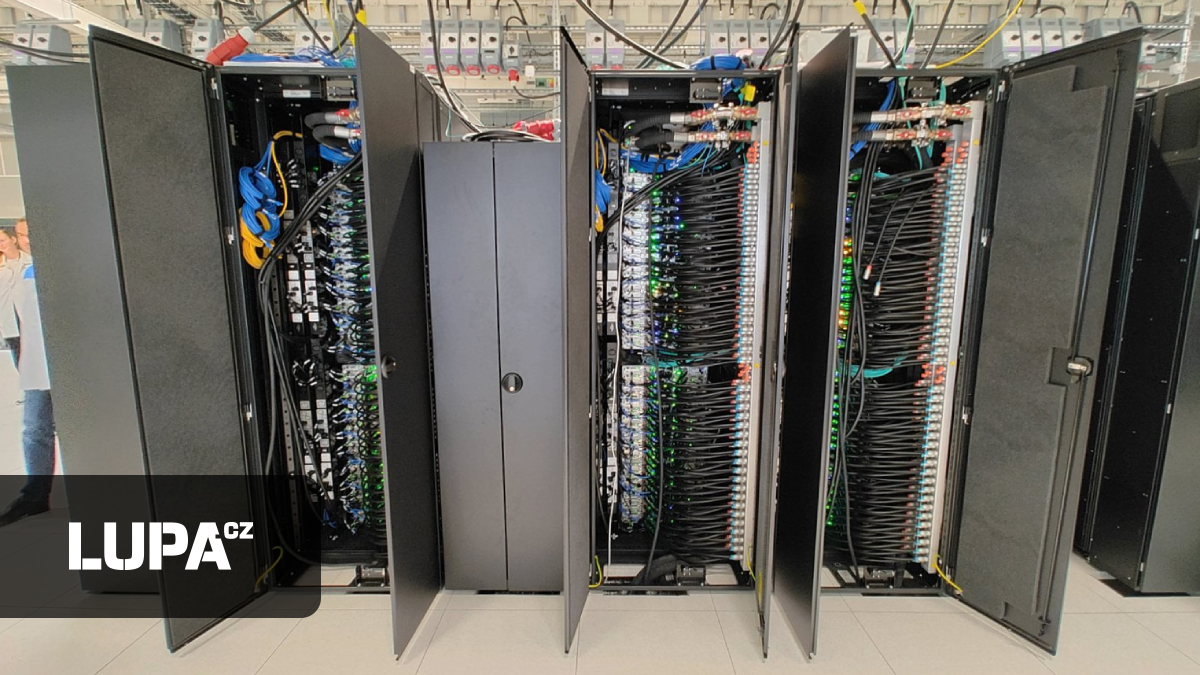 V ČR se vyrábí servery pro Zuckerberga či Microsoft. Nové investice z nás mají udělat velmoc v dodávkách pro AI