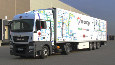 Náhledový obrázek - ESA logistika podpořila projekt MAAPPI designovým kamionem