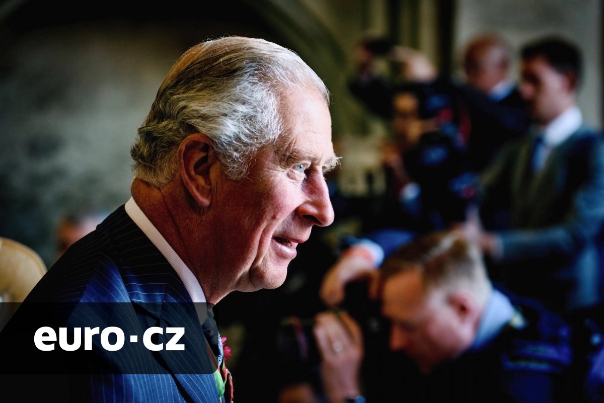 Solární panely na hradu Windsor a Bentley na biopaliva. Král Karel III. prosazuje ekologičtější monarchii