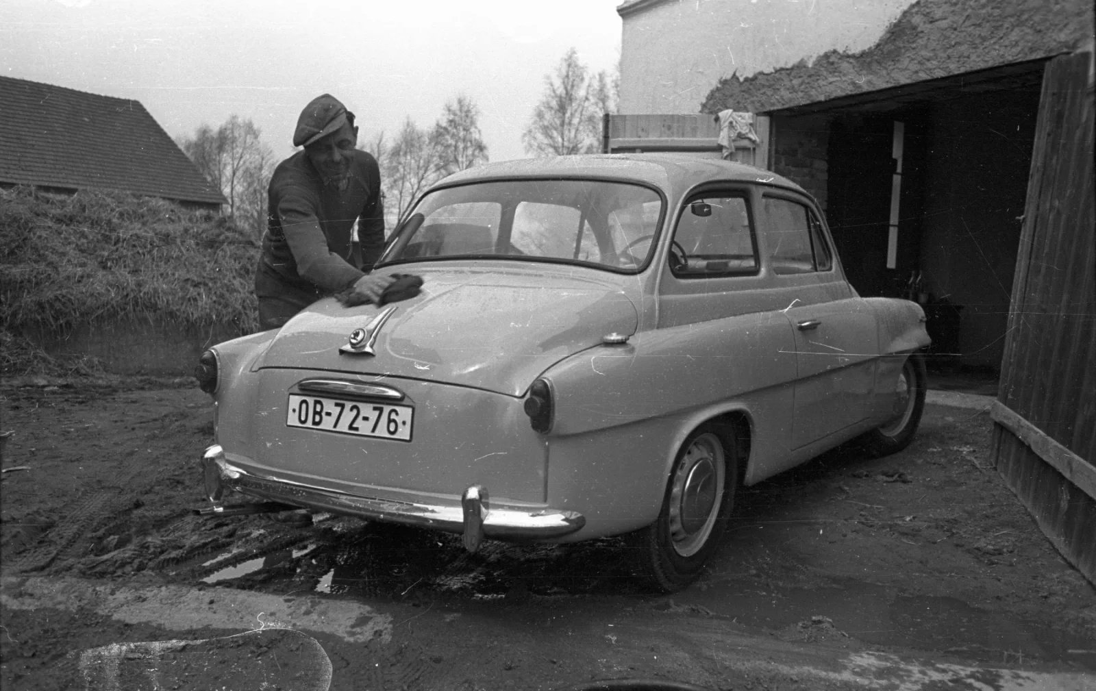 Můj miláček! Někde v roce 1956.