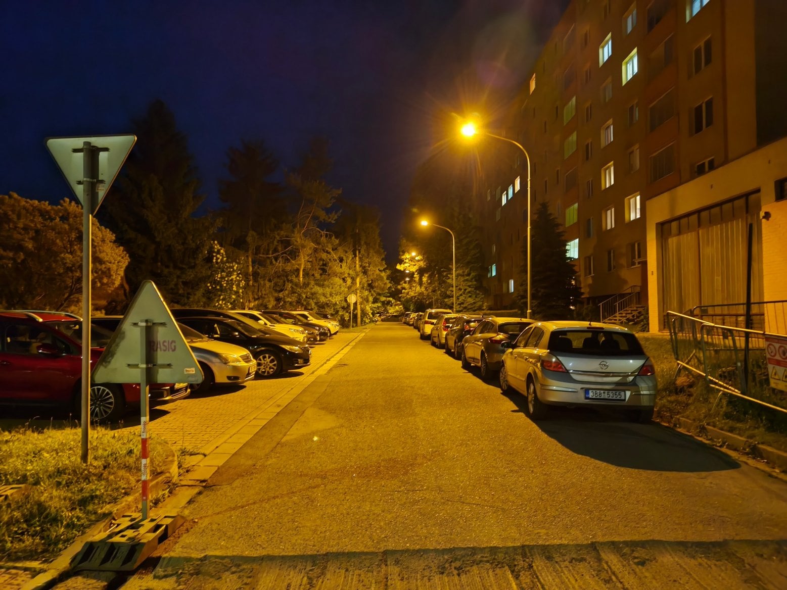 Fotky z fotoaparátů Realme GT 7