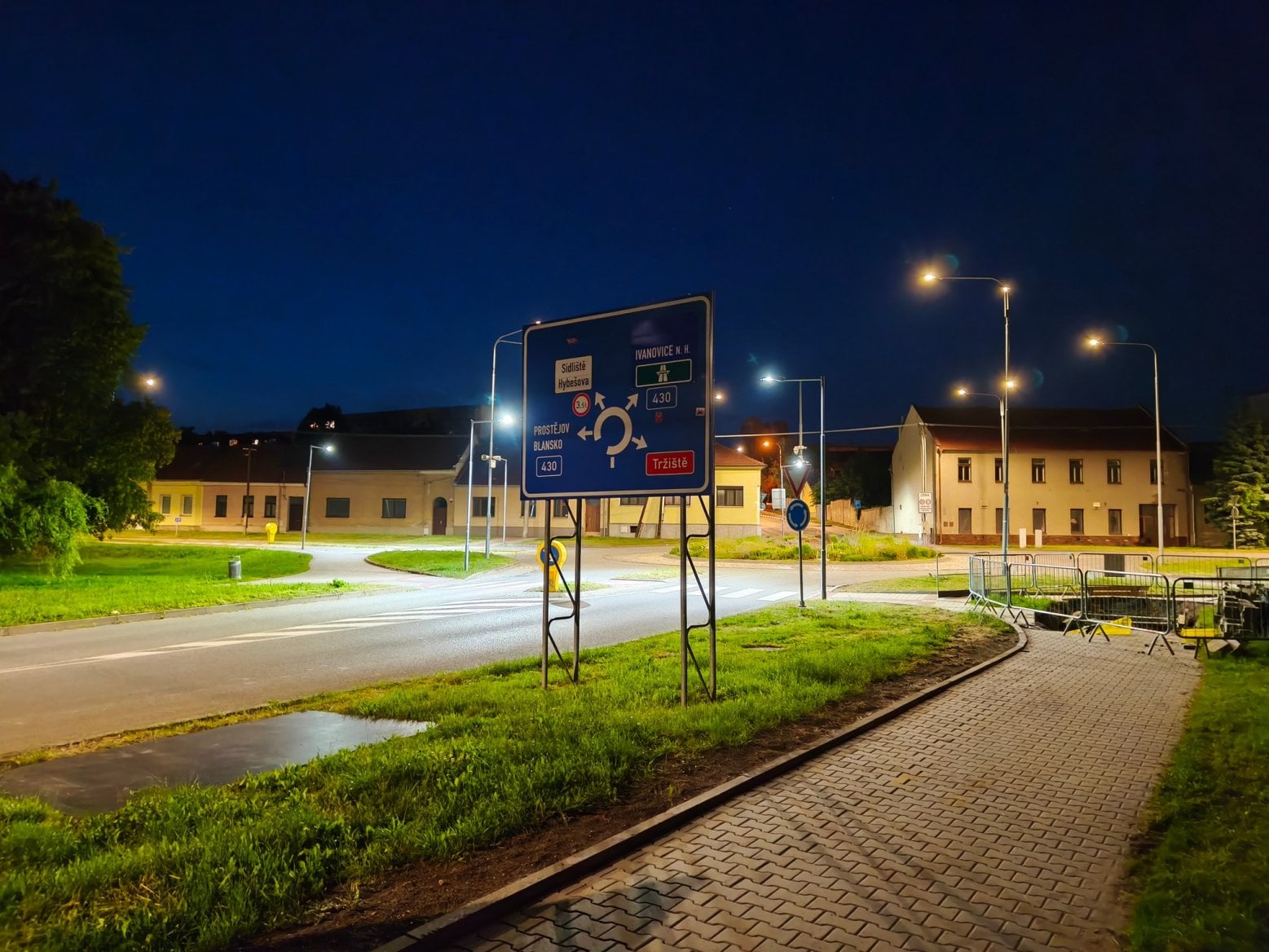 Fotky z fotoaparátů Realme GT 7