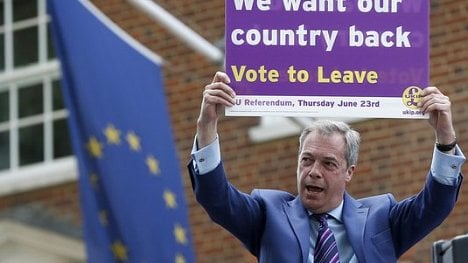 Náhledový obrázek - Brexit mu nestačí. Farage chce vystoupení z EU „prodávat“ dál