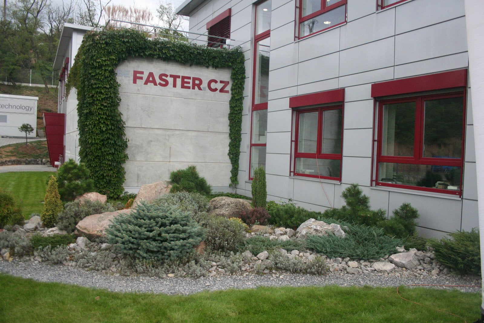 Faster druhé datacentrum