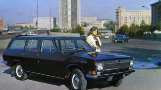 Náhledový obrázek - Nástupkyně „carevny“: GAZ 24 Volga jezdila na našich silnicích v tisícových sériích