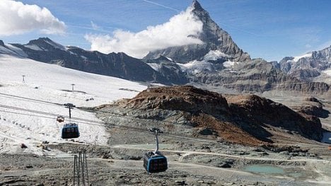 Náhledový obrázek - Švýcarské alpské rezorty se připravují na éru bez sněhu