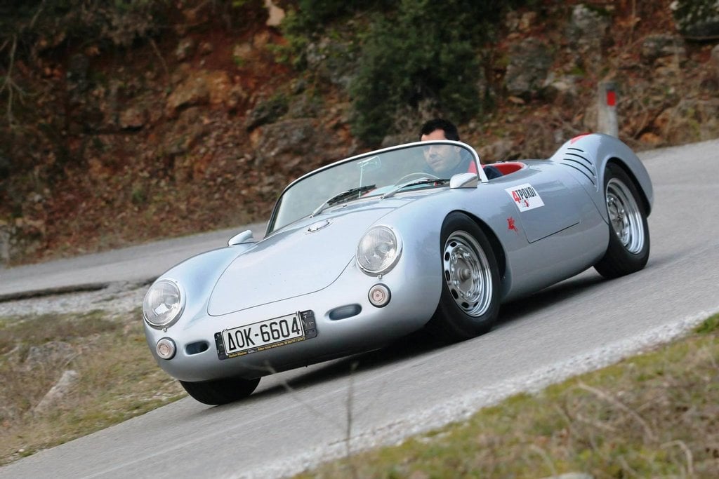 2017-04-repliky-vozc5af-porsche-od-c599eckc3a9-firmy-replicar-he