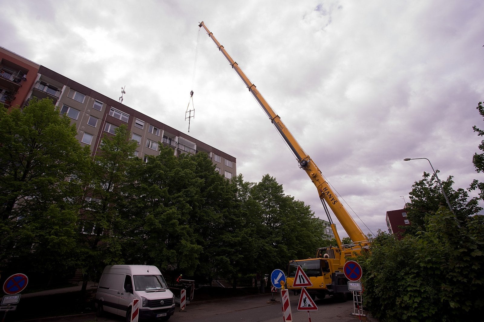 Výměna mobilního vysílače O2 a CETINu